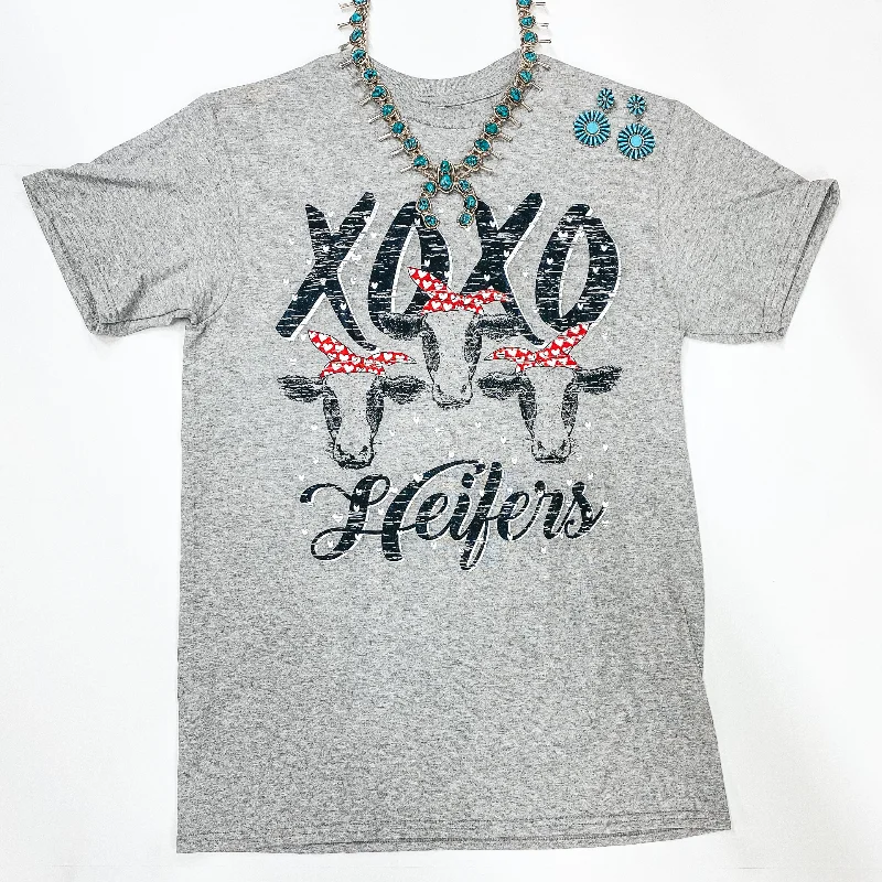 XOXO Heifers Short Sleeve Graphic Tee in Heather Grey