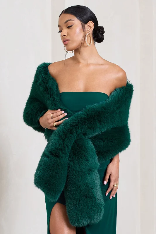 Softly | Green Faux Fur Pull-Through Shawl